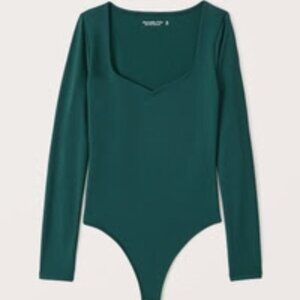 NWT A&F Long-Sleeve Double-Layered Seamless Fabric Sweetheart Bodysuit Green